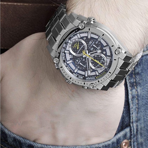 Bulova watch - Picture 2 of 7